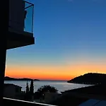 Panoramic Malis