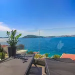Panoramic Malis דירה