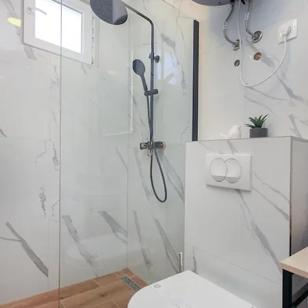 Panoramic Malis 아파트