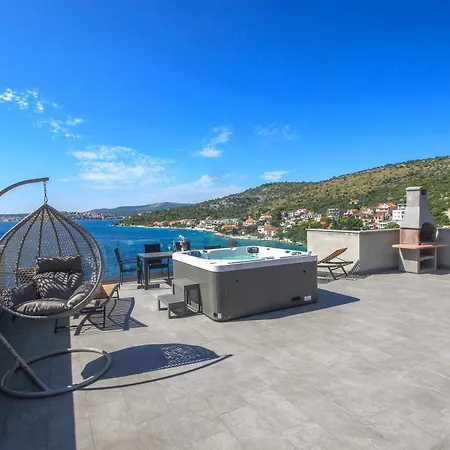 Panoramic Malis 아파트 *