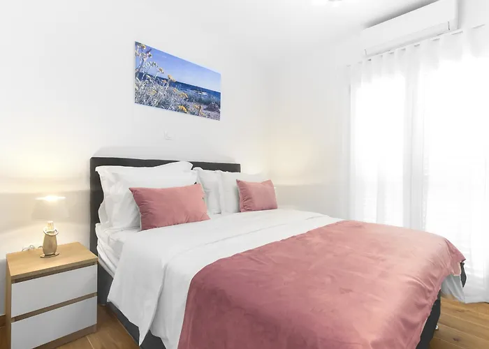 דירה Panoramic Malis Ražanj