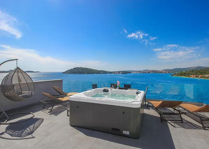 דירה Panoramic Malis